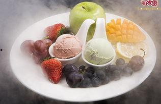 傲雪吃瓜雪糕,夏日清凉新宠，冰爽滋味一网打尽